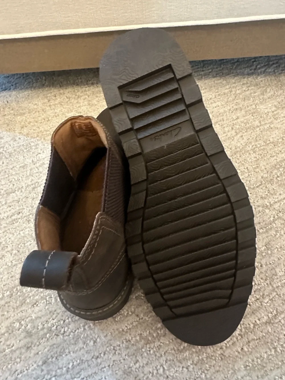 Clarks men’s Dark Brown Chelsea Boots